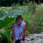 Garden - Farm - Robbie 2005-07-15 (33)